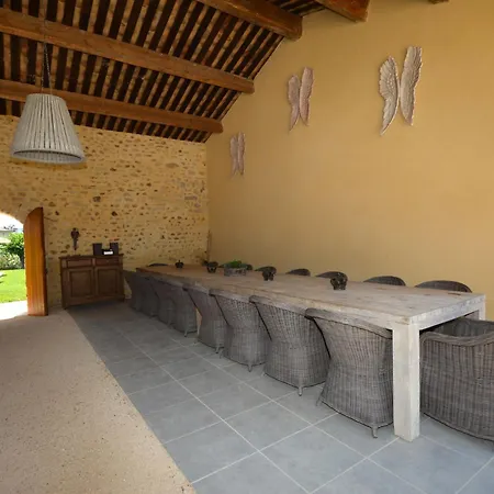 Des Trois Anges-4 By Interhome